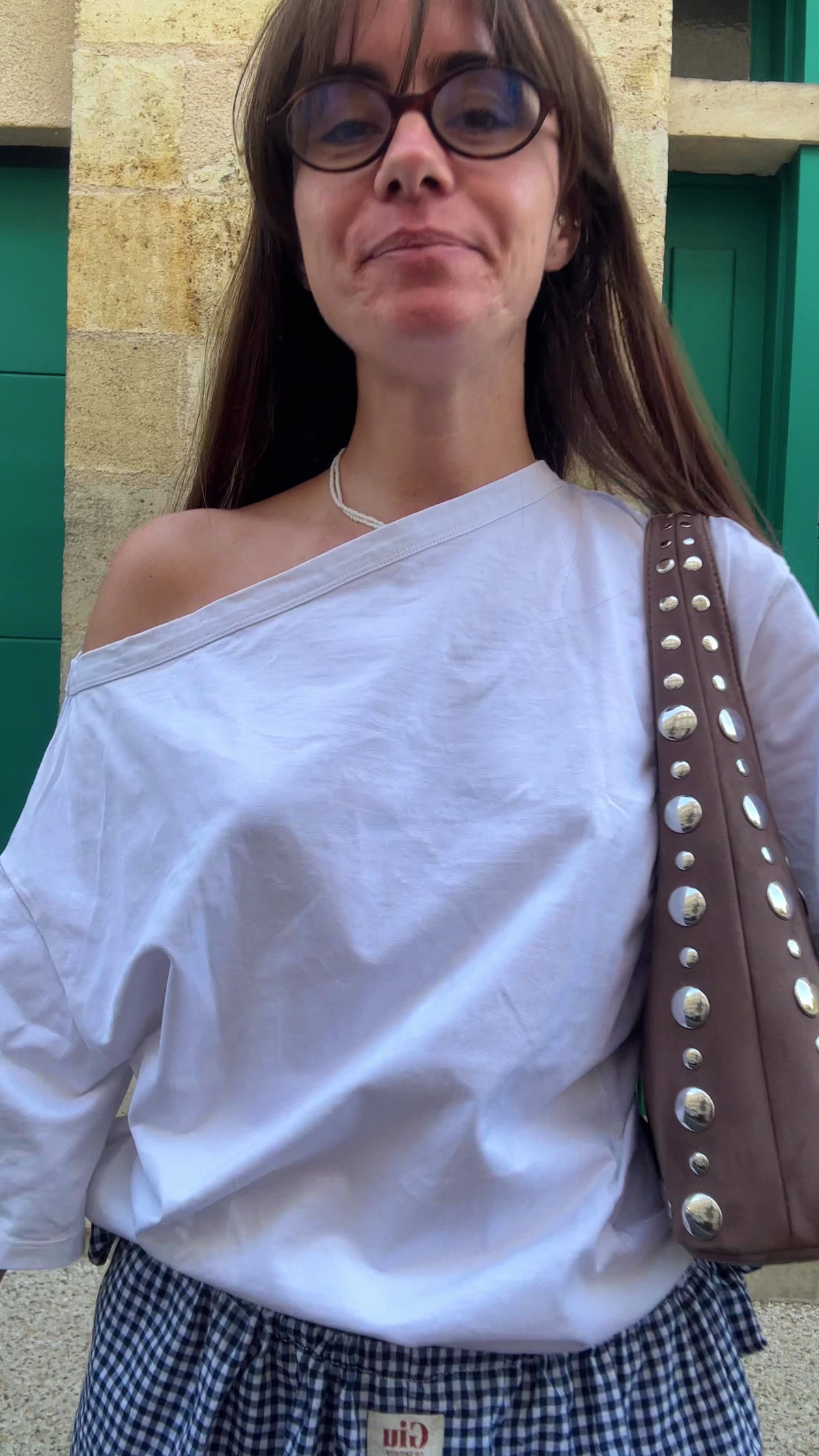 Vidéo des deux coloris du Pantalon Baggiu Giu, pantalon ballon femme en toile de coton, Vichy Bleu et Pois Kaki, fait main en France